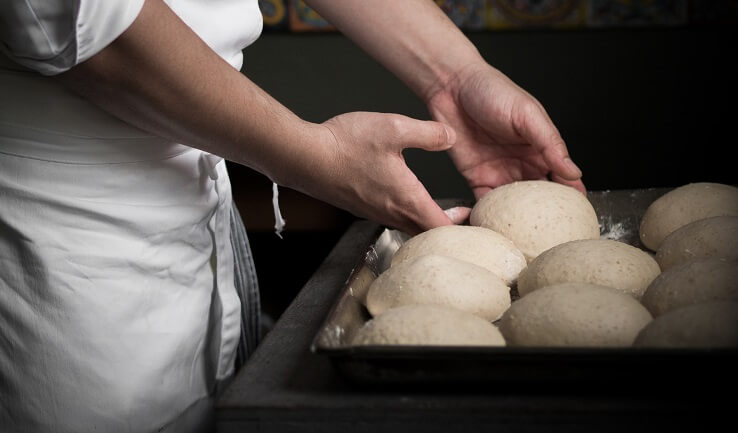 Pâte à pizza en boules