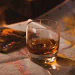 Cadeau autour du whisky : nos idées pour les fans de whisky