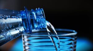 Quelle eau utiliser pour sa pate a pizza ? Ca compte plus que vous ne le pensez