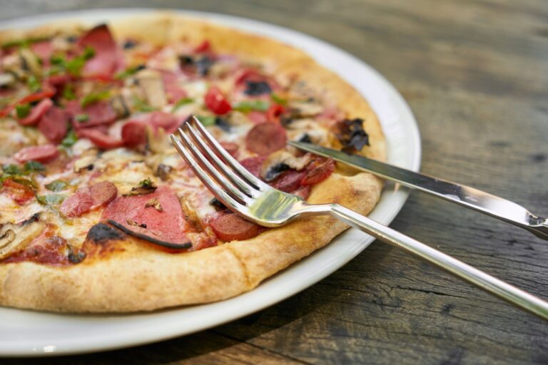 Pizza et regime : peut-on en manger sans culpabiliser ?